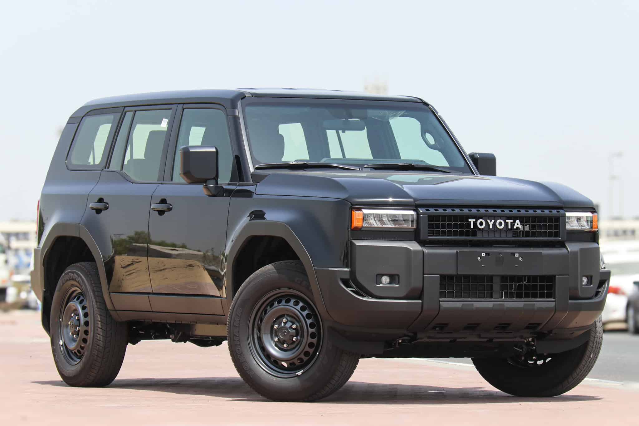 Toyota Prado 2.4L 2024 Basic Black