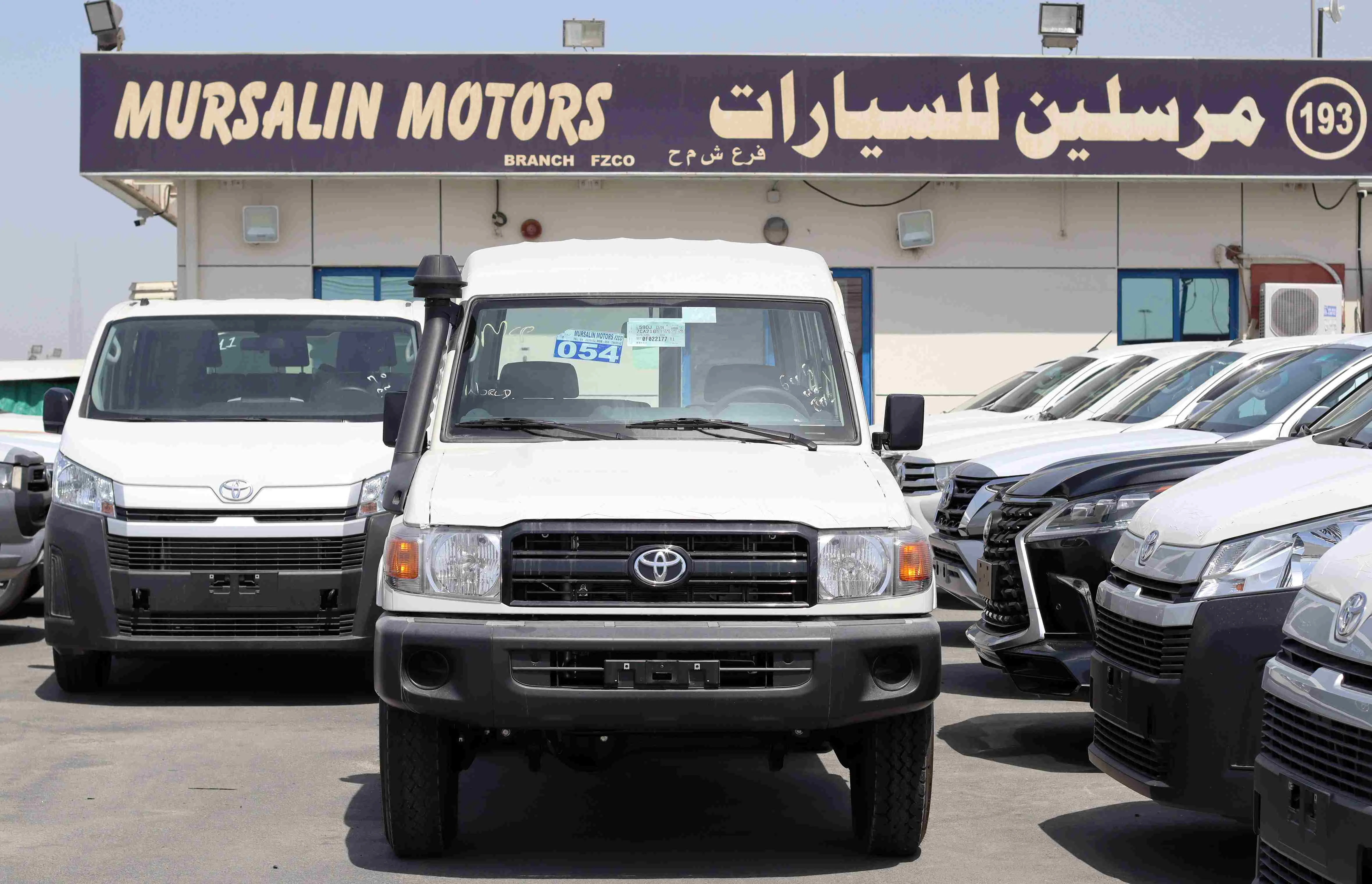 Toyota LC Hardtop 4.2L 3 Door 13 Str White Diesel