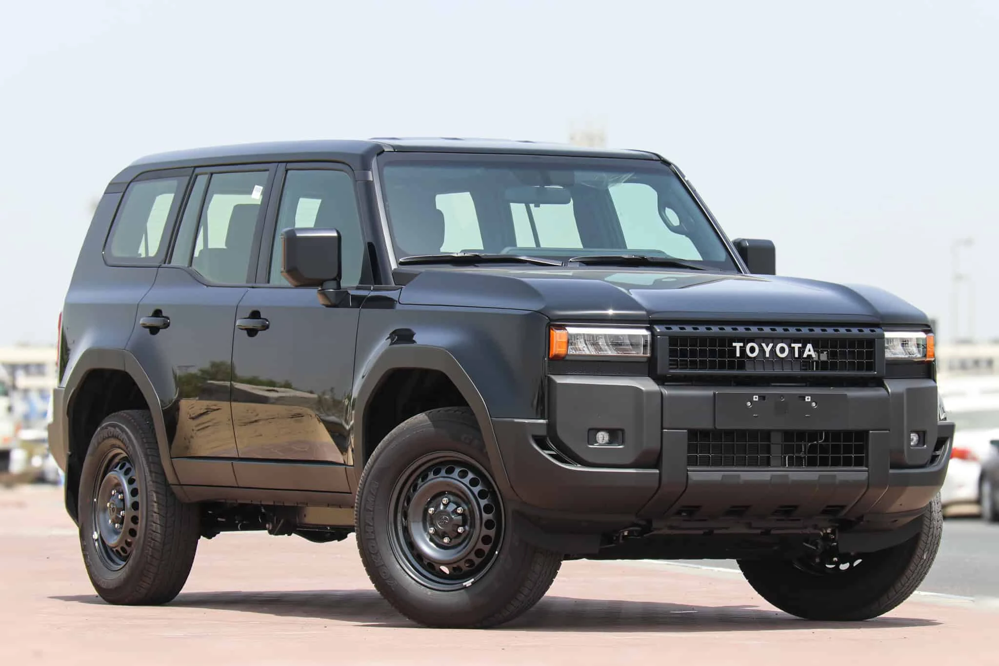 Toyota Prado 2.4L 2024 Basic Black