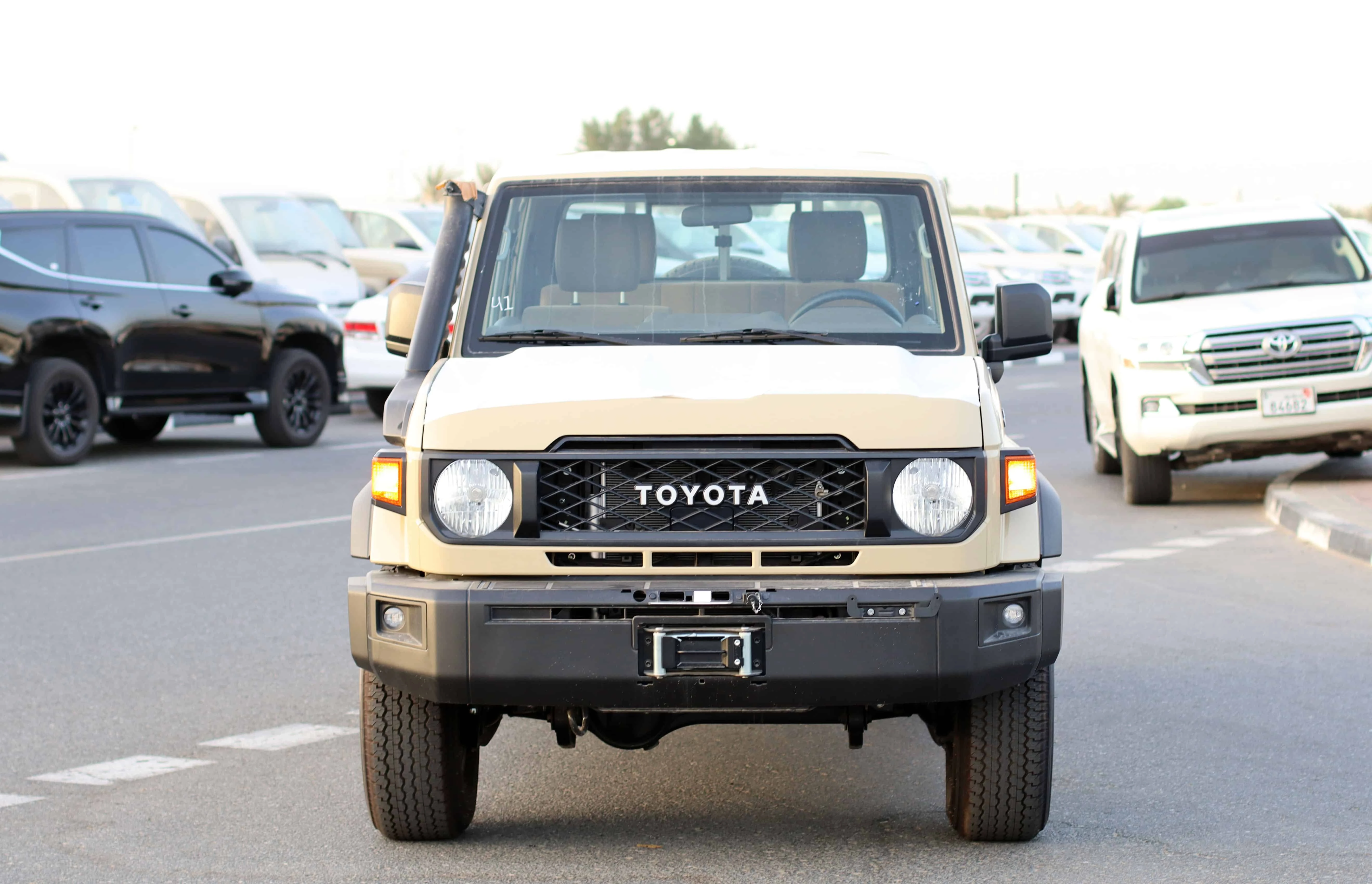 Toyota LC DC Pickup V6 4.0L 2024 AT Petrol