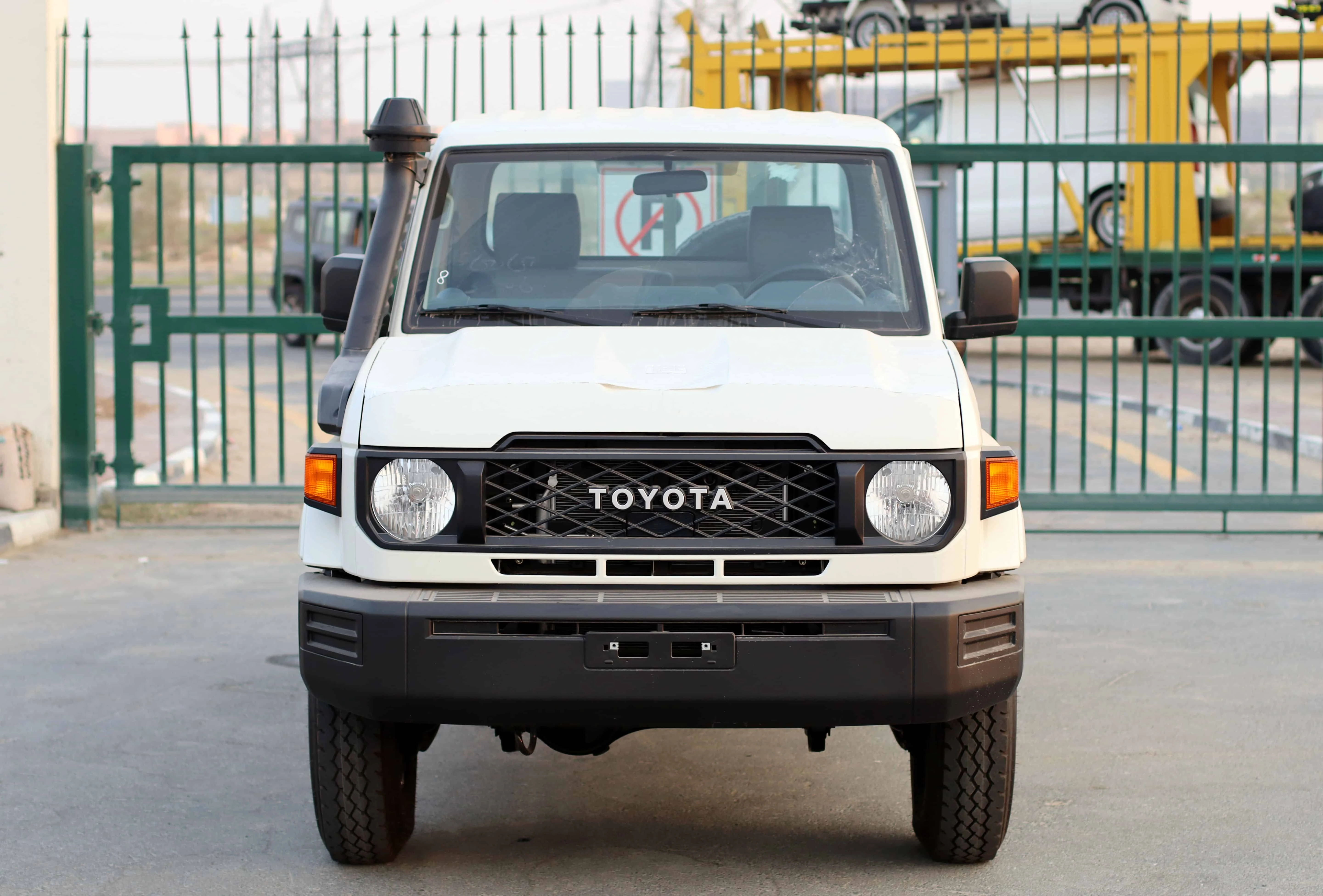 Toyota LC Hardtop Single Cabin Pickup 4.2L V6 2024 White MT Diesel With Snorkel